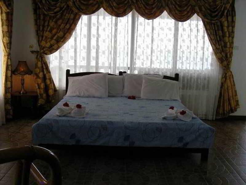Nost Cottages Lapu-Lapu City Esterno foto