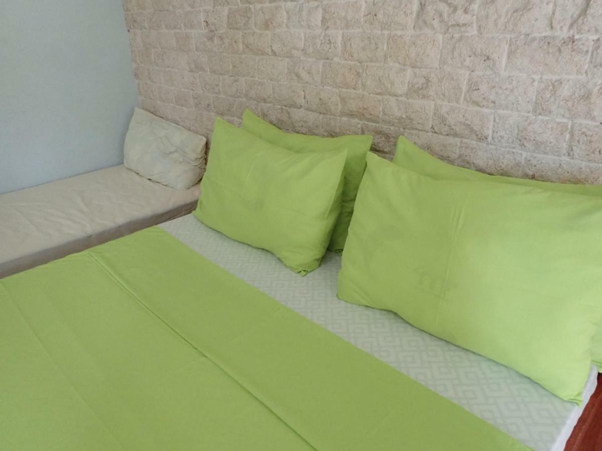 Nost Cottages Lapu-Lapu City Esterno foto