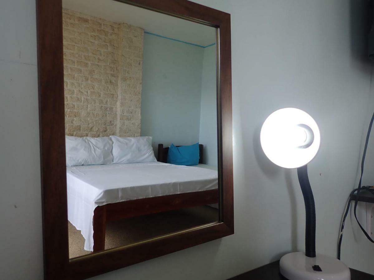 Nost Cottages Lapu-Lapu City Esterno foto